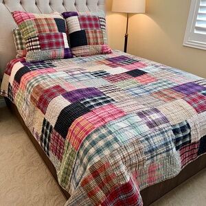 Pottery Barn ‘Milvia’ Pick Stitch Queen Quilt, 2 Shams, 2 Euro Shams EUC